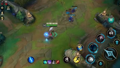 英雄联盟怎么快速走a
